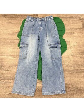 Gogo Jeans High Waisted Wide Leg Cargo Jeans Distressed Light Wash Size 13/31